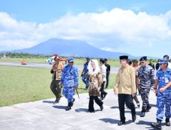 Penanganan Karhutla, Danlanud RSA Dampingi Bupati Natuna Tinjau Operasi Udara di Lanud Raden Sadjad