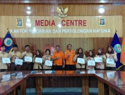 Berperan Aktif Saat Lebaran, Saka SAR SMAN 1 Bunguran Tengah Terima Penghargaan