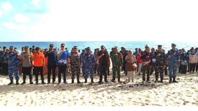 Kolaborasi Lintas Instansi, Aksi Bersih Pantai Sisi Serasan Gaungkan Gerakan Indonesia ASRI