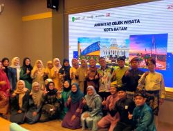 Ardiwinata Berikan Pembekalan Pada Anggota Asosiasi Pramuwisata Madani