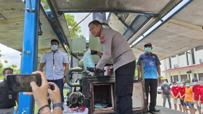 Polresta Barelang Musnahkan 1.931 Vape Mengandung Narkoba