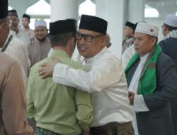 Wagub Nyanyang Salat Iduladha Bersama Masyarakat Lingga, Ajak Perkuat Nilai Pengorbanan dan Solidaritas