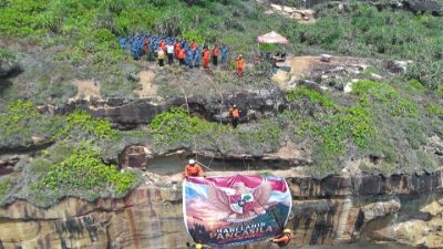 Dari Perbatasan Indonesia, Garuda Pancasila Berkibar di Tanjung Datuk Natuna