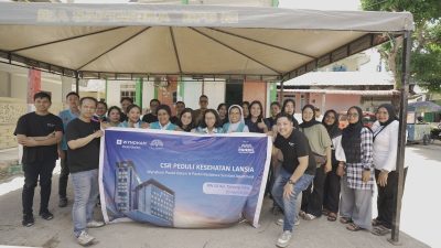 Wyndham Panbil Batam & Panbil Residence Santuni Lansia di Tanjung Uma