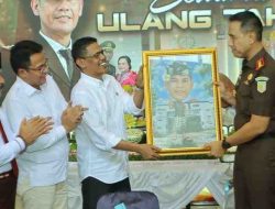 Pimpinan DPRD Batam Beri Kejutan di Ultah Kajari Batam