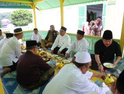 Wagub Nyanyang Salat Jumat di Masjid Raya Sultan Riau Penyengat, Pererat Silaturahmi dengan Masyarakat