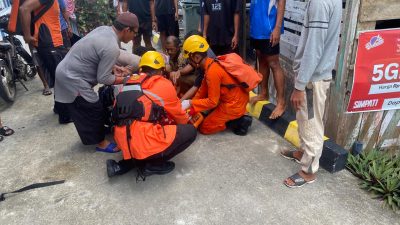 SAR Natuna Evakuasi Warga Tersambar Petir Saat Cari Kepiting di Sungai Penarik