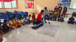 Bangun Generasi Sadar Keselamatan Laut Sejak Dini, SAR Natuna Bekali Siswa Baru dengan Dasar-Dasar Pertolongan