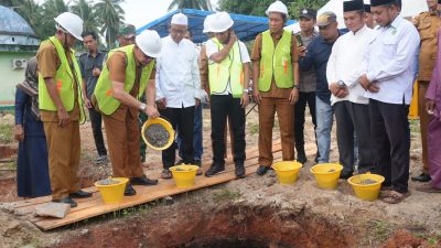 Masjid Tertua di Desa Tanjung Mulai Dipugar, Wabup Natuna Minta Pembangunannya Terus Diusulkan Lewat Musrenbang