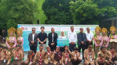 Komitmen untuk Pendidikan Inklusif, BIB Bantu Fasilitas Tata Busana dan Kriya Kayu di SLB Negeri Batam