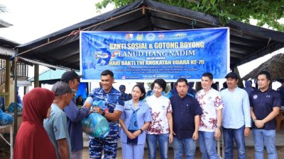 Sambut Hari Bakti TNI AU ke-79, Lanud Hang Nadim dan PIA Ardhya Garini Salurkan Bantuan Sosial bagi Warga Nongsa
