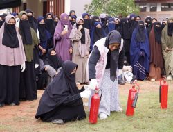 Srikandi PLN Batam Bekali Santri PPIT Imam Syafi’i dengan Edukasi Keselamatan dan Mitigasi Bencana