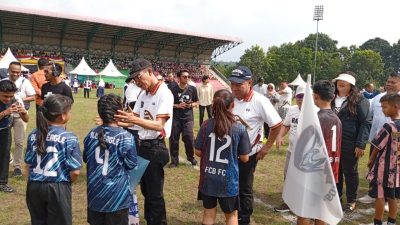 Amsakar Achmad Resmi Buka Batam Grassroot Football Festival 2026, Buka Jalan Talenta Muda Batam ke Level Internasional